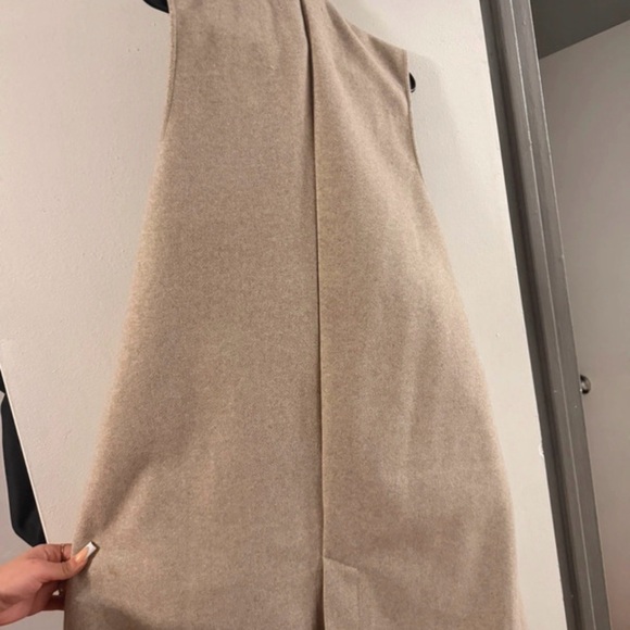 Zara Women's Beige Double-Breasted sleeveless trench coat - Picture 2 of 7